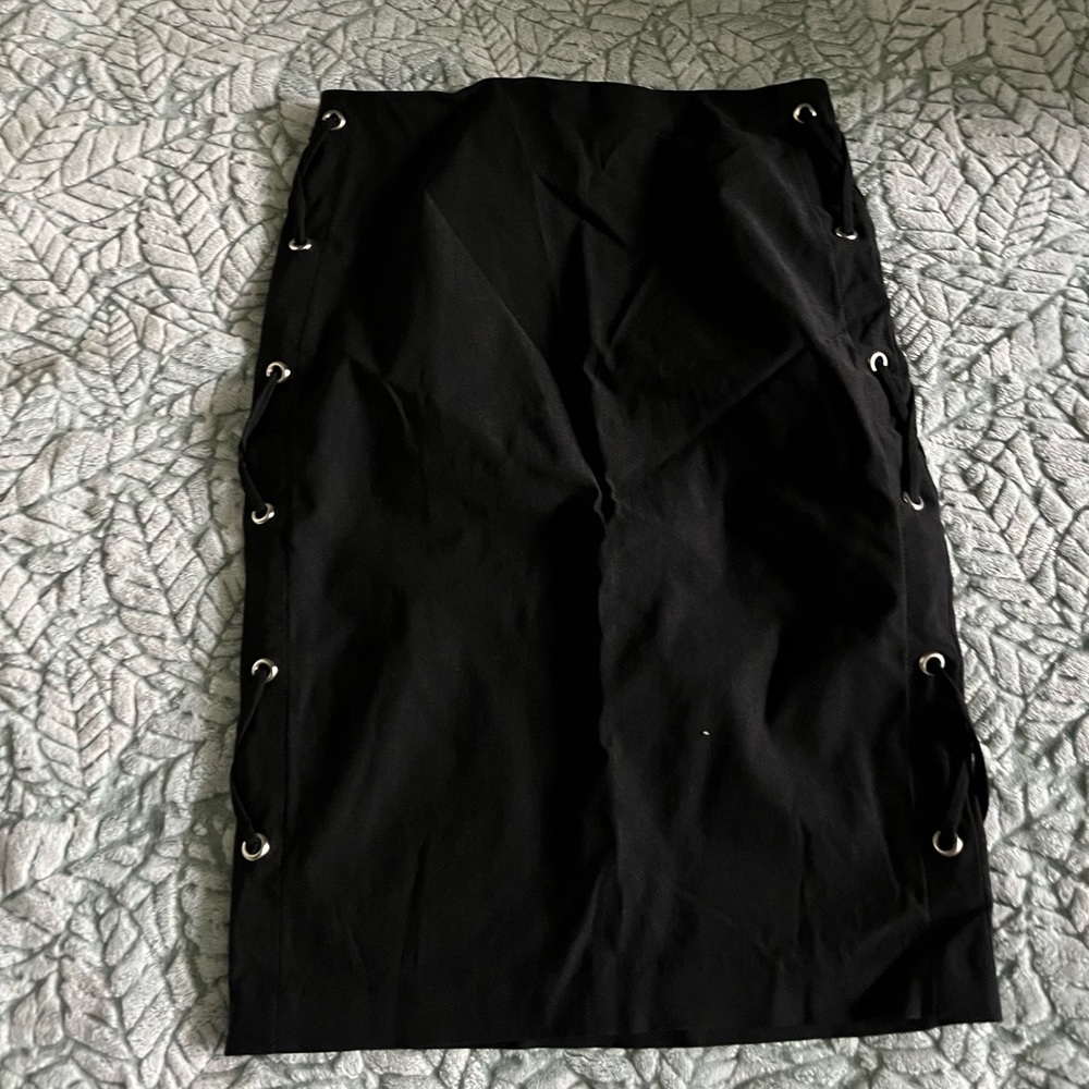 Black skirt
